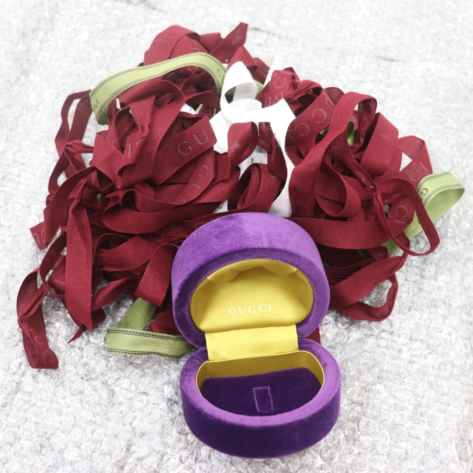 家族 IT5PNFMNPBHQ GUCCI グッチ BOX ケース ガーメント リボン 保存袋 紙袋 43枚 箱 29個 ガーメント2枚 保存袋25枚