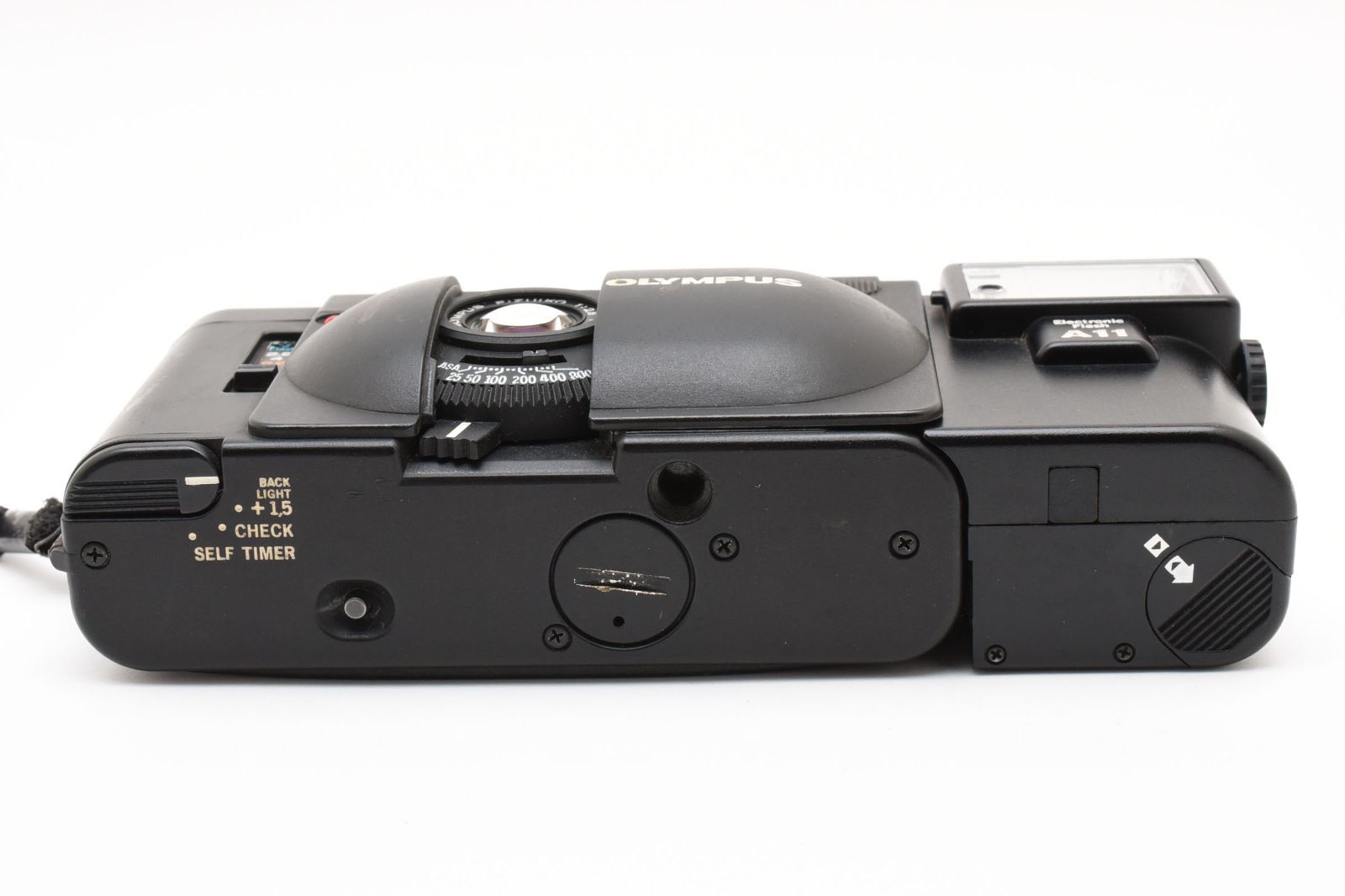 OLYMPUS XA