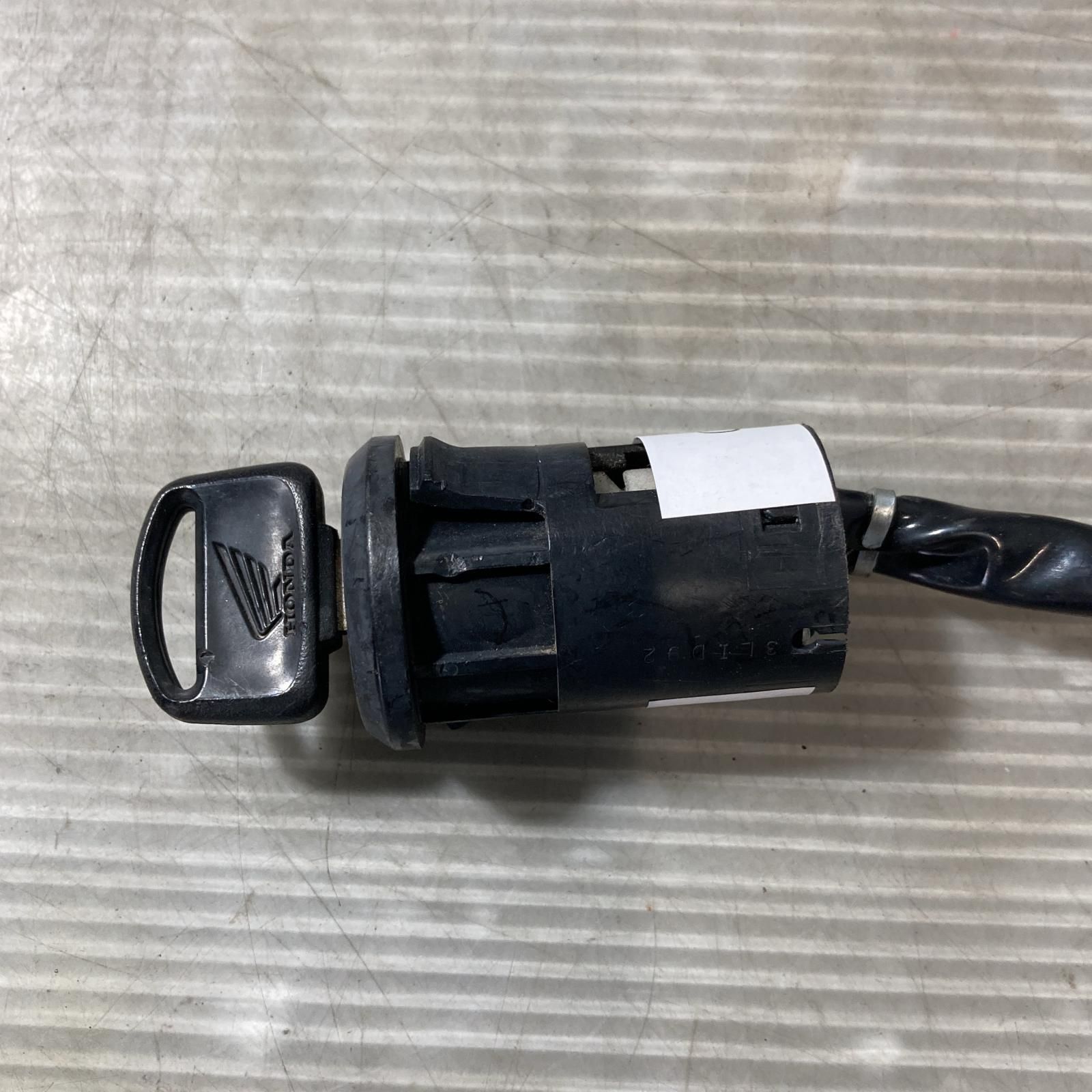 HONDA プレスカブ50 AA01 メインスイッチ　PRESS Cub ホンダ