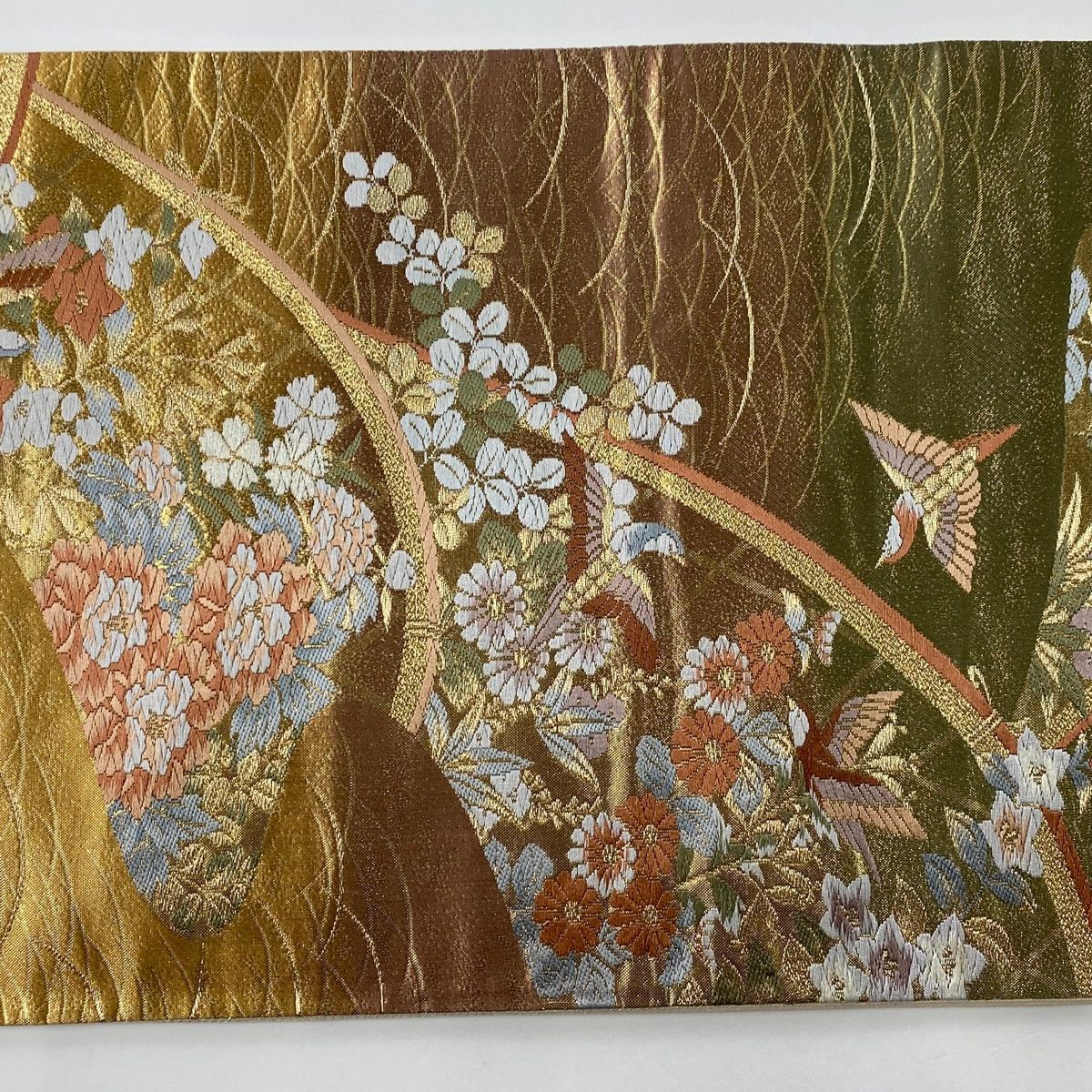 六通柄袋帯 正絹 華文 金糸 未使用美品