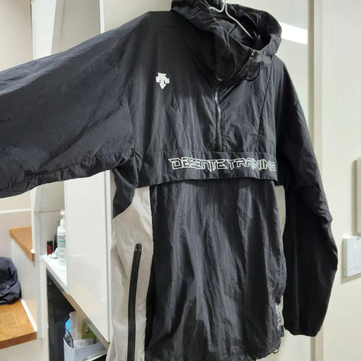 DESCENTE デサント ウインドブレーカー トレーニングジャケット 100 L