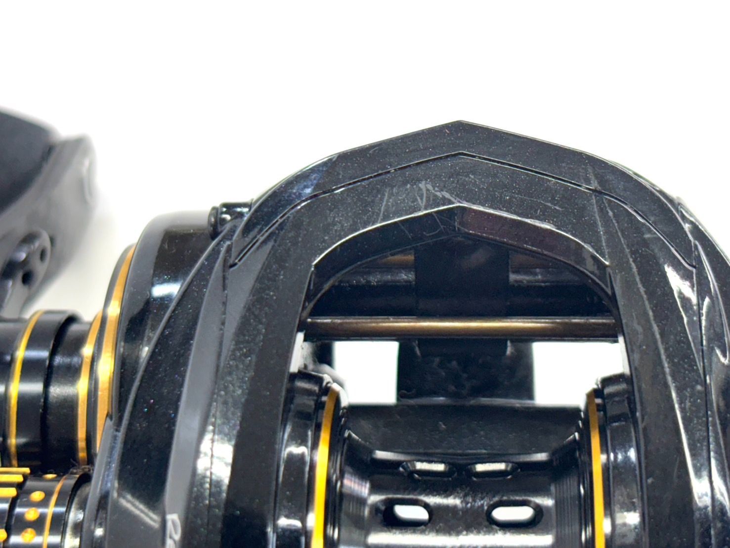 ABU REVO ALC-IB7-L（01） ブラックバス アブガルシア 左ハンドル 公式