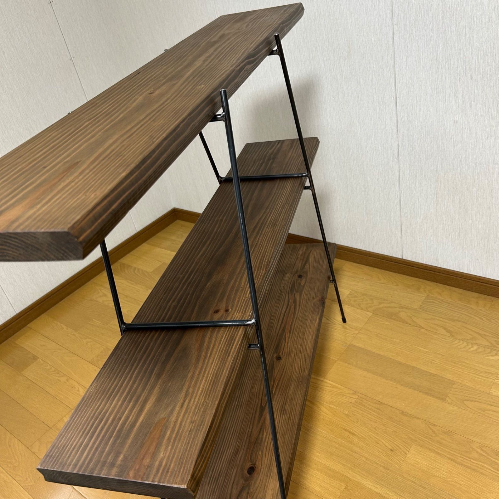 【カフェ板×アイアン】　カフェ板3段シェルフ　古材風ジャコビーン仕上げ カフェ板×アイアン】3段シェルフ｜古材風ジャコビーン仕上げ