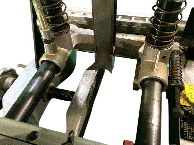 比較的 です makita マキタ 100V 155mm 5寸カクノミ 7305 50 60Hz 大工道具 木工 穴あけ加工 日曜大工112670 HRDEVELOPMENT_JP