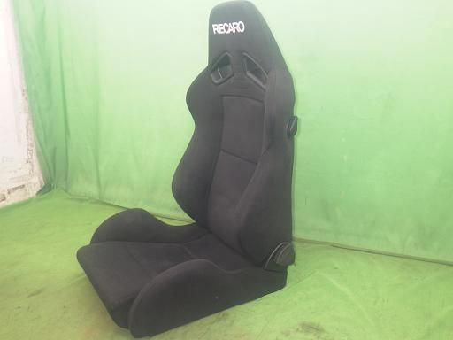 レカロ セミバケットシート