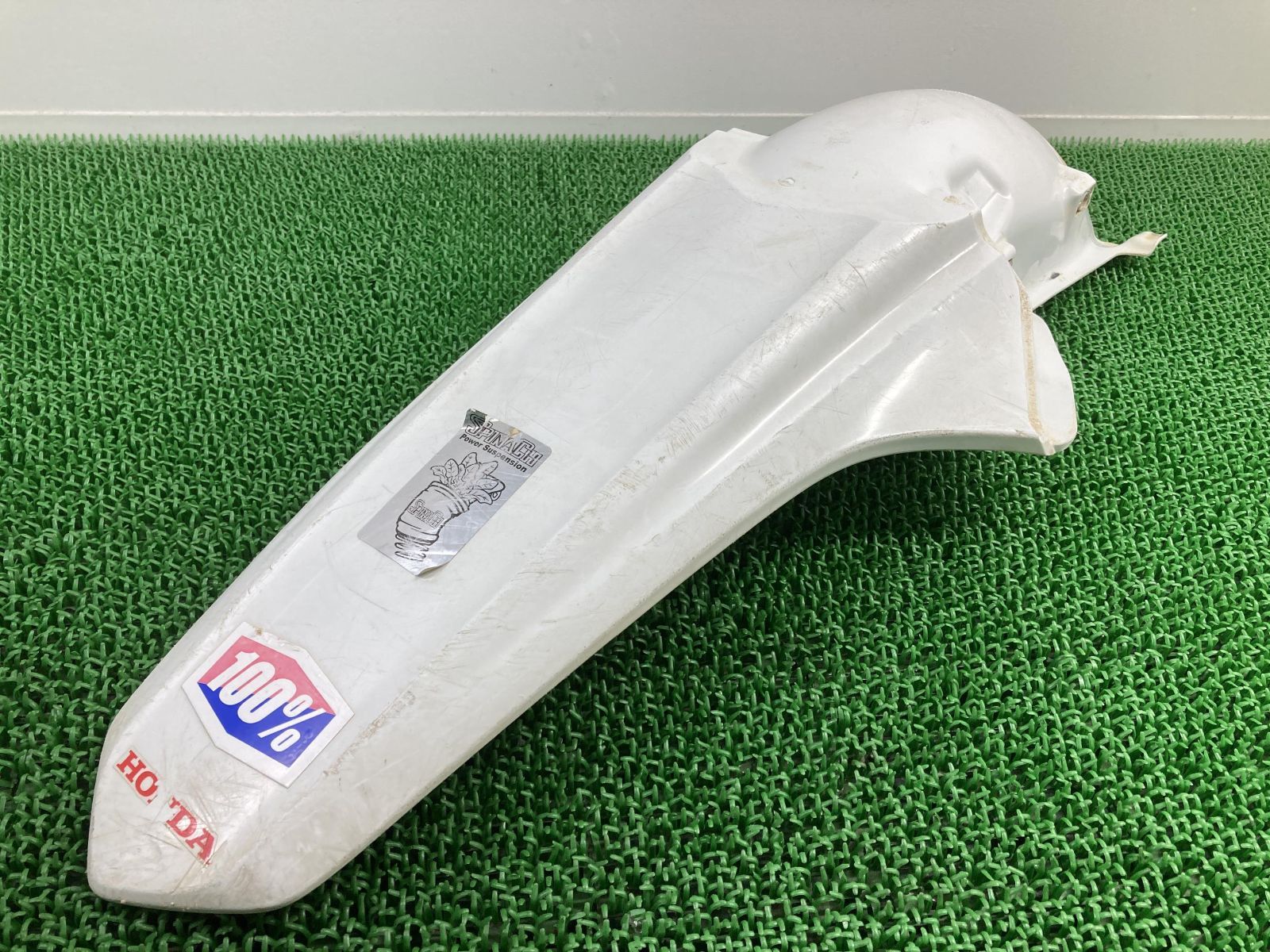 CRF450R リアフェンダー 白 ホンダ 純正 中古 バイク 部品 PE05 修復