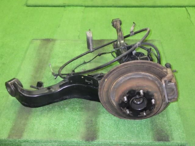 セレナ DBA-NC25 左RナックルハブASSY 55502-CY10A 43202-EN11A 9133