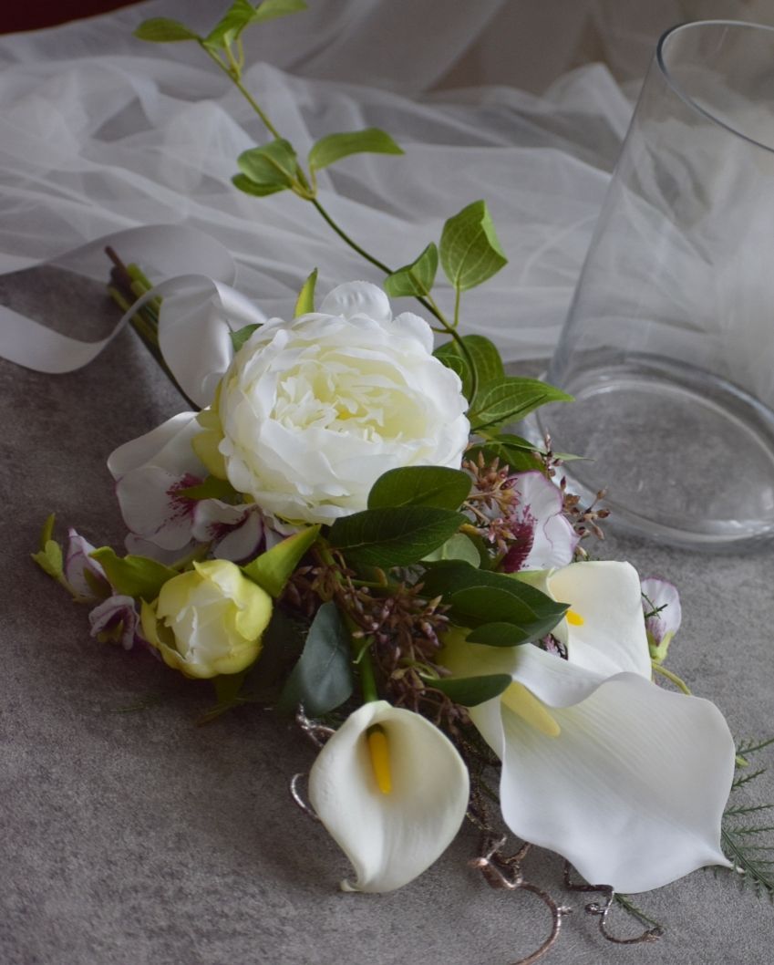 芍薬とカラーの和モダンなウェディングブーケ☆和装ブーケ☆造花☆前