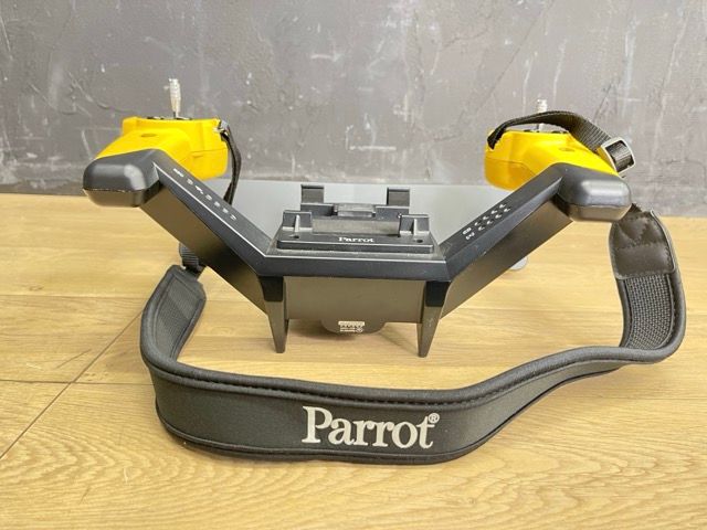 ビーバップ ドローン 【中古】Parrot Bebop Drone Skycontroller パロット スカイコントローラー  / 71330