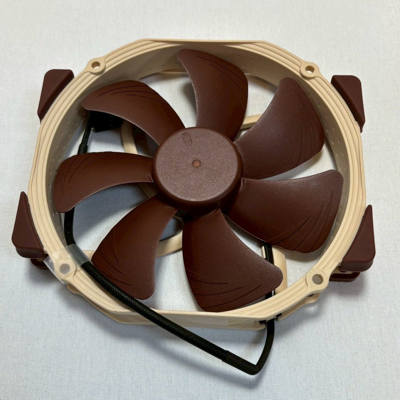 美品】Noctua/NH-U14S/CPUクーラーセット/NF-A15 PWM/NM-SFB4付/静音高