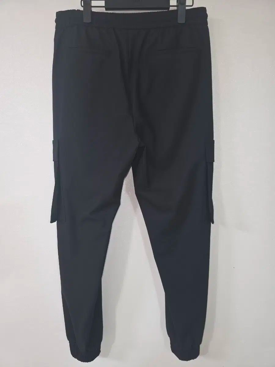 ジュンジェイ 22 SS ブラック ウールブレンド カーゴ ジョガー パンツ 48