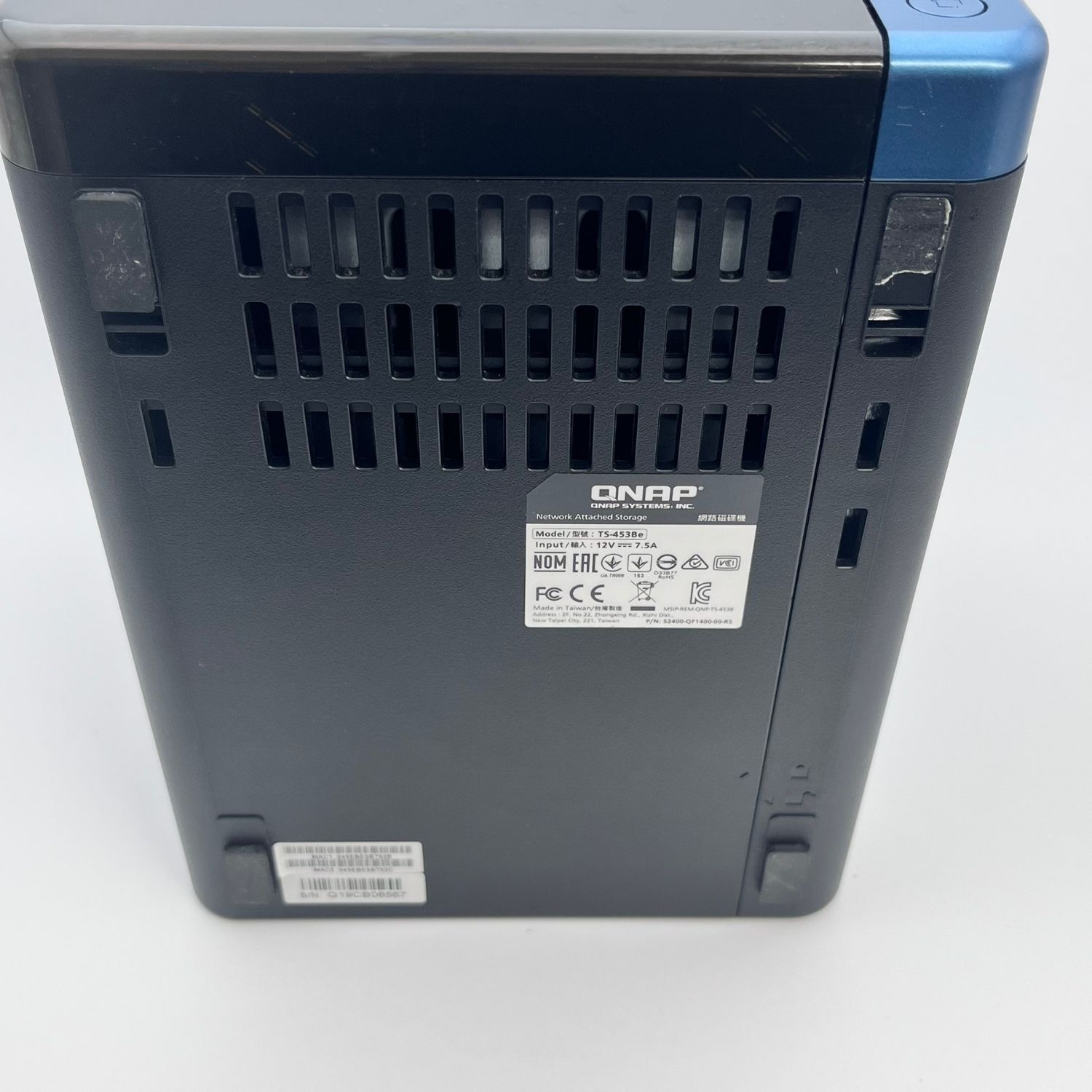 QNAP NAS TS-453be 4ベイモデル 本体のみ 電源入らず 動作未確認
