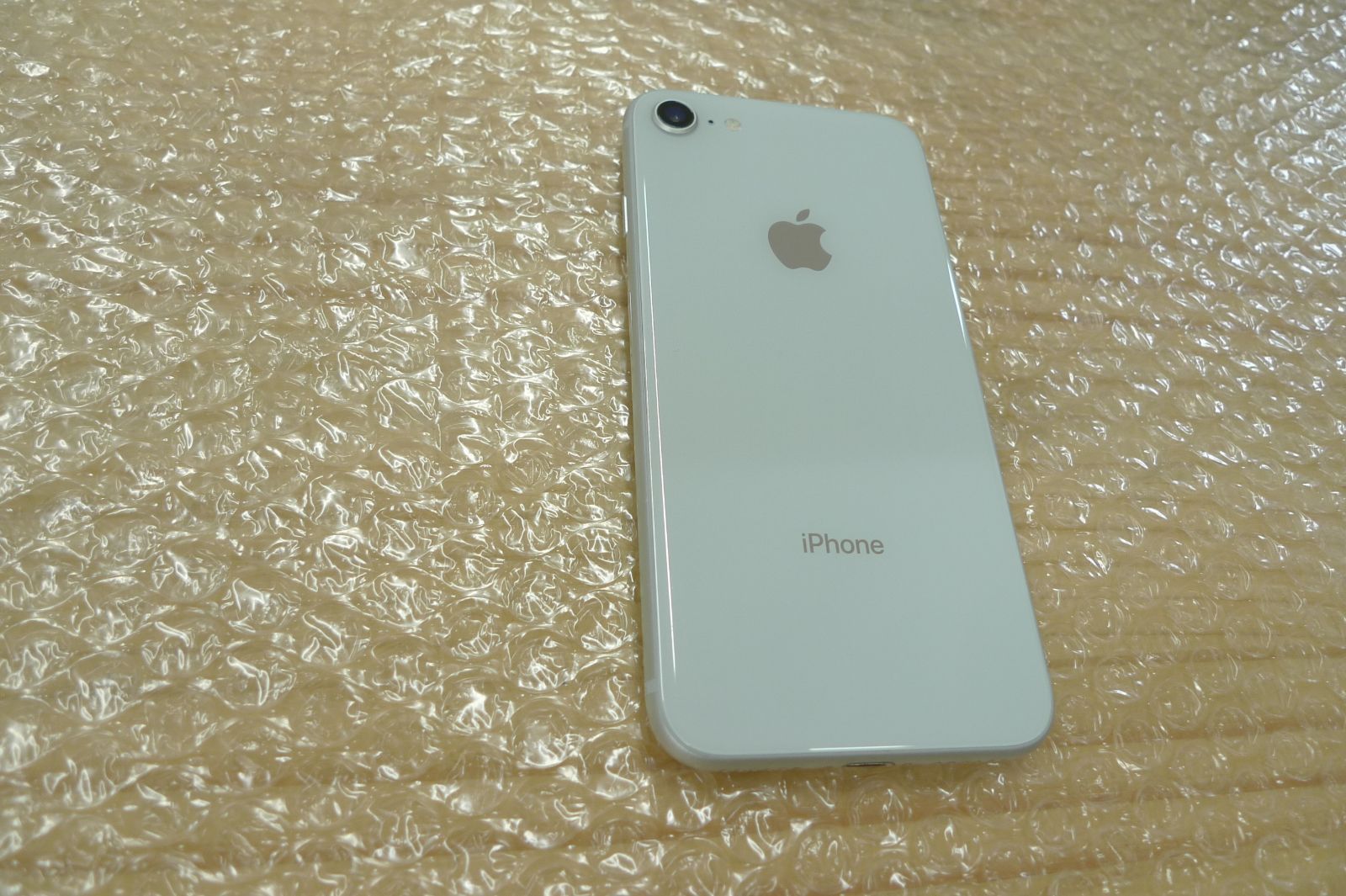 SIMフリー iPhone8 256GB Silver シムフリー アイフォン8 シルバー au