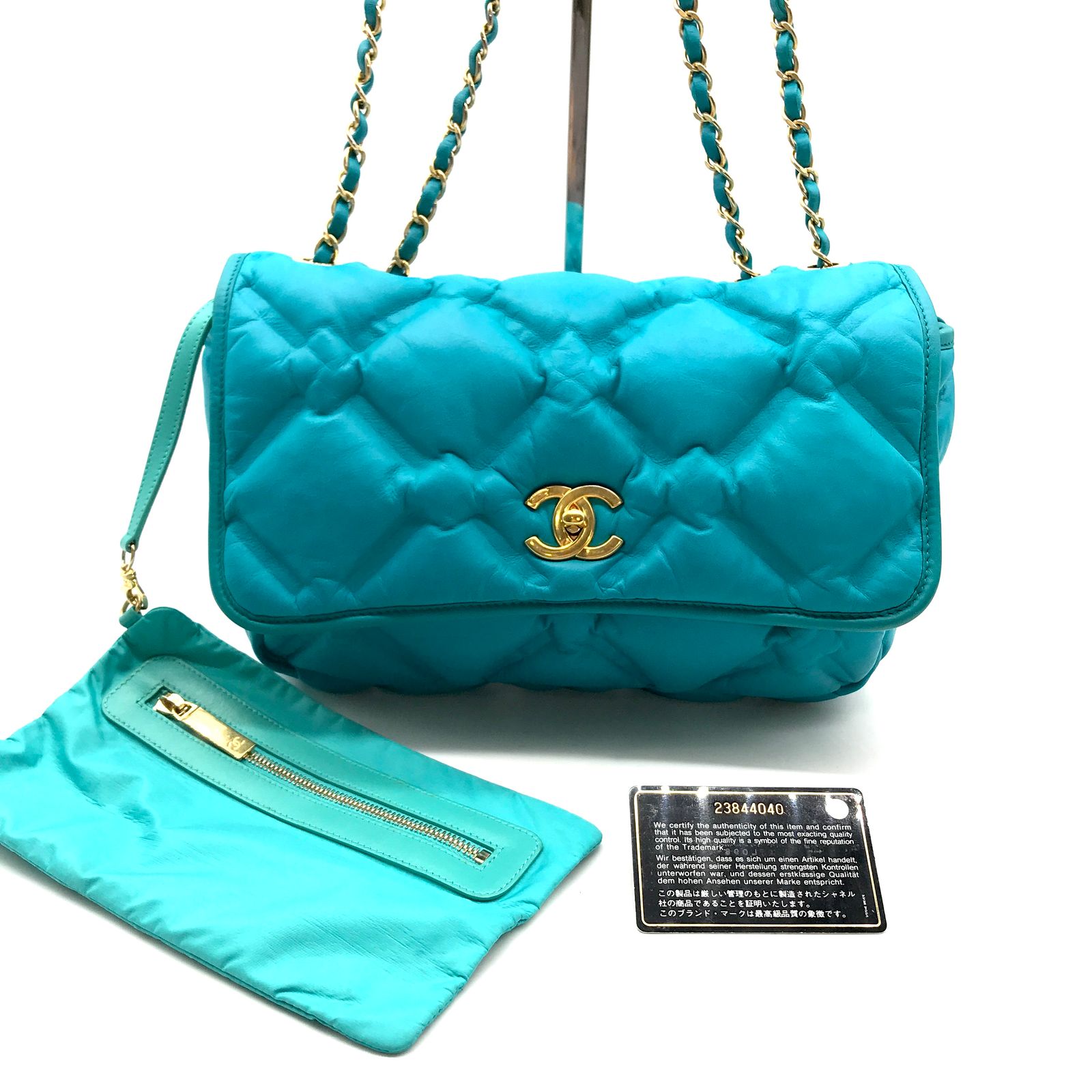良品 CHANEL シャネル バブル キルト ダブルチェーン ショルダー バッグ　ブルー系 ga3105 良品 CHANEL シャネル バブル キルト ダブルチェーン ショルダー