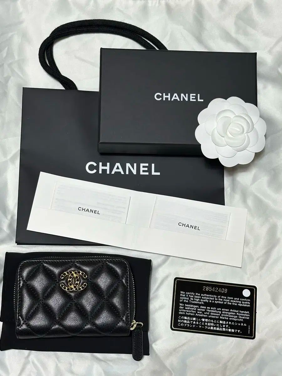 Chanel シャネル ファスナー カード 財布