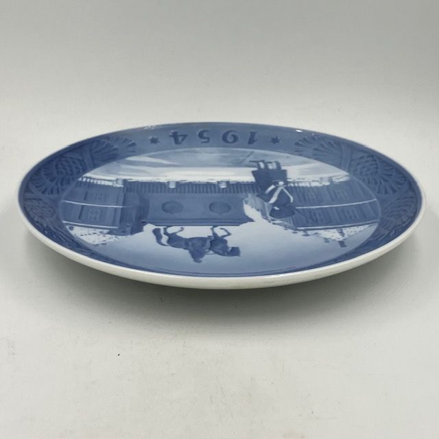 ロイヤルコペンハーゲン イヤープレート 1954年 「Amalienborg