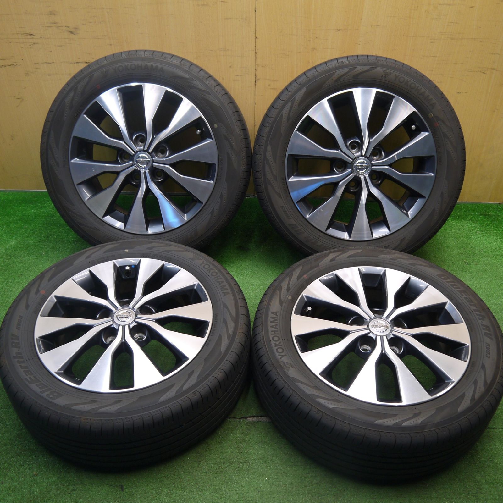 バリ溝 日産純正 セレナ C27 16インチホイール タイヤセット バリ溝 日産純正 セレナ C27 16インチホイール タイヤセット | ME-CFS.NET