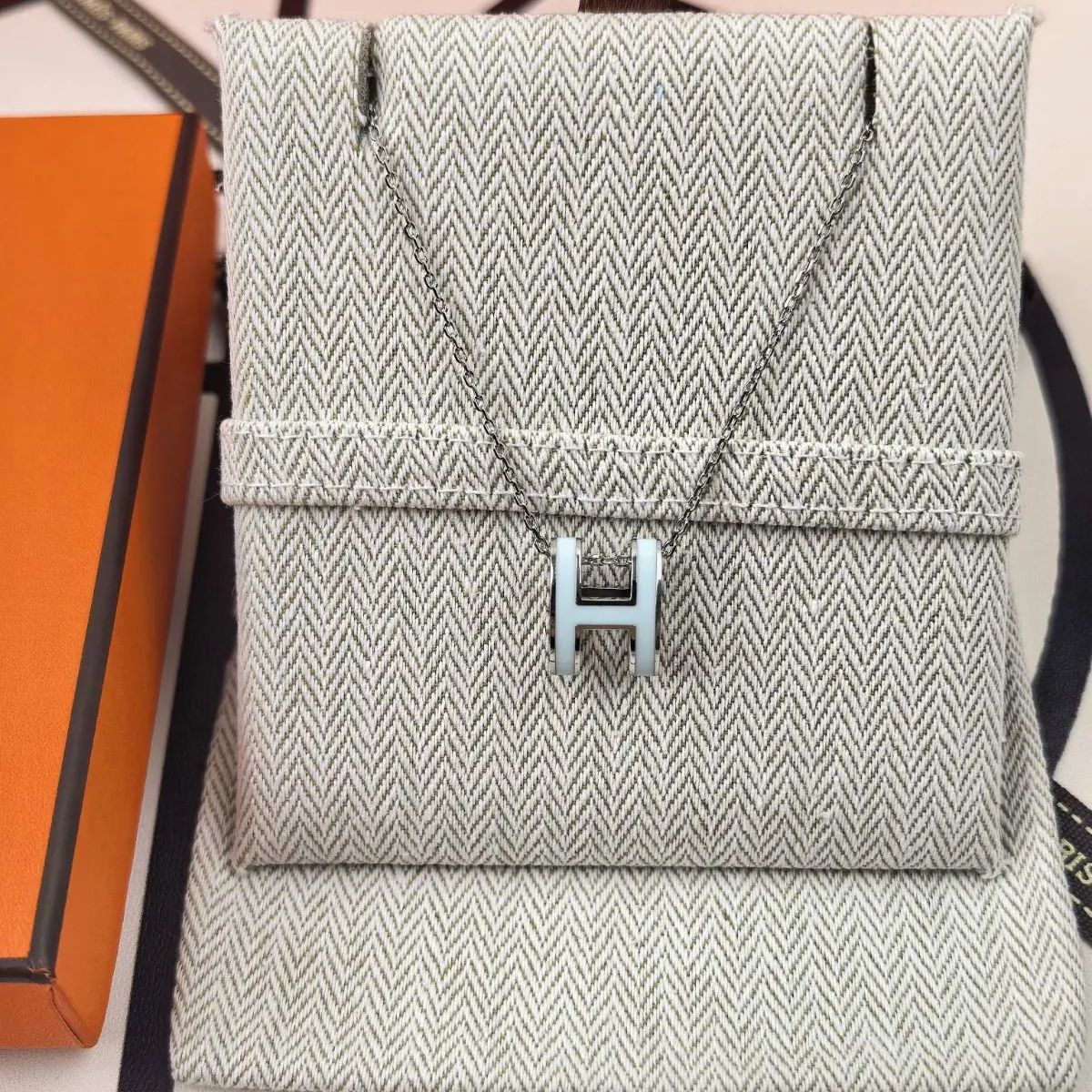 HERMES エルメス ポップ H ネックレス