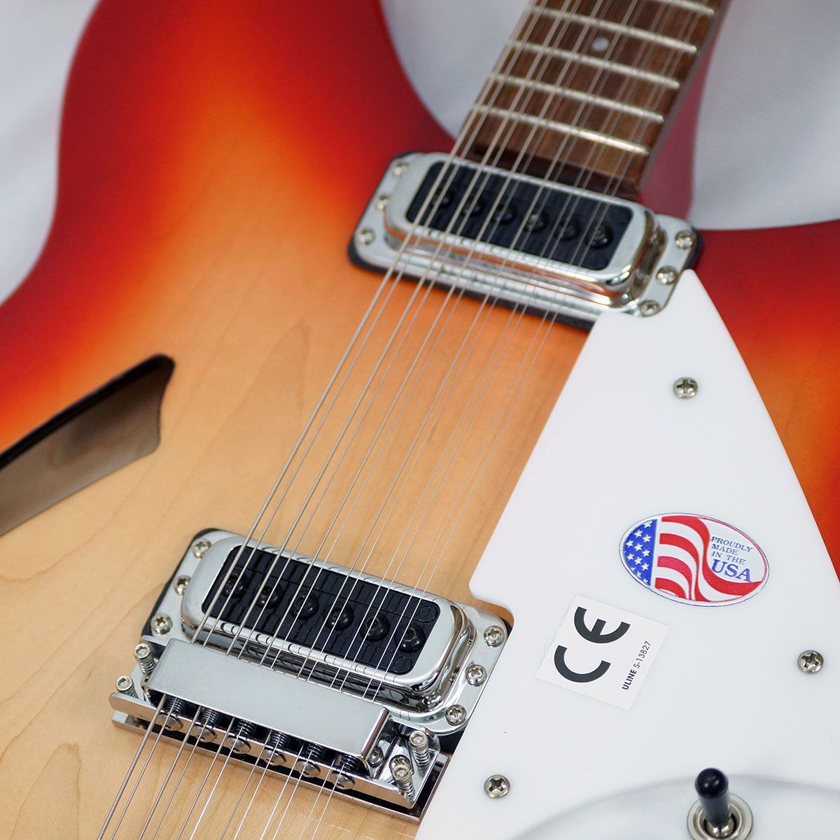 Rickenbacker Model 330/12 Fireglo [12弦モデル] - メルカリ