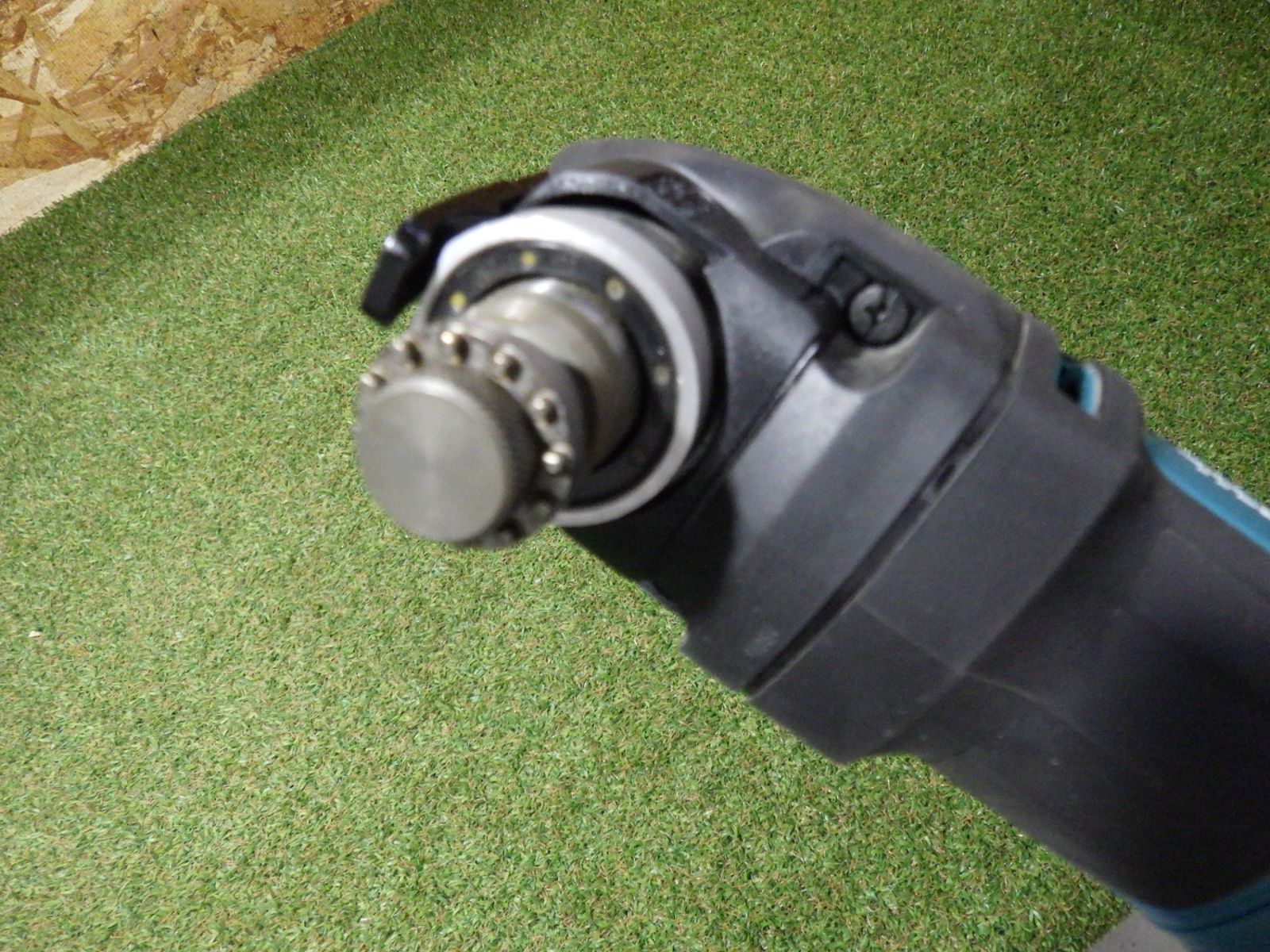 マキタ 充電式マルチツール