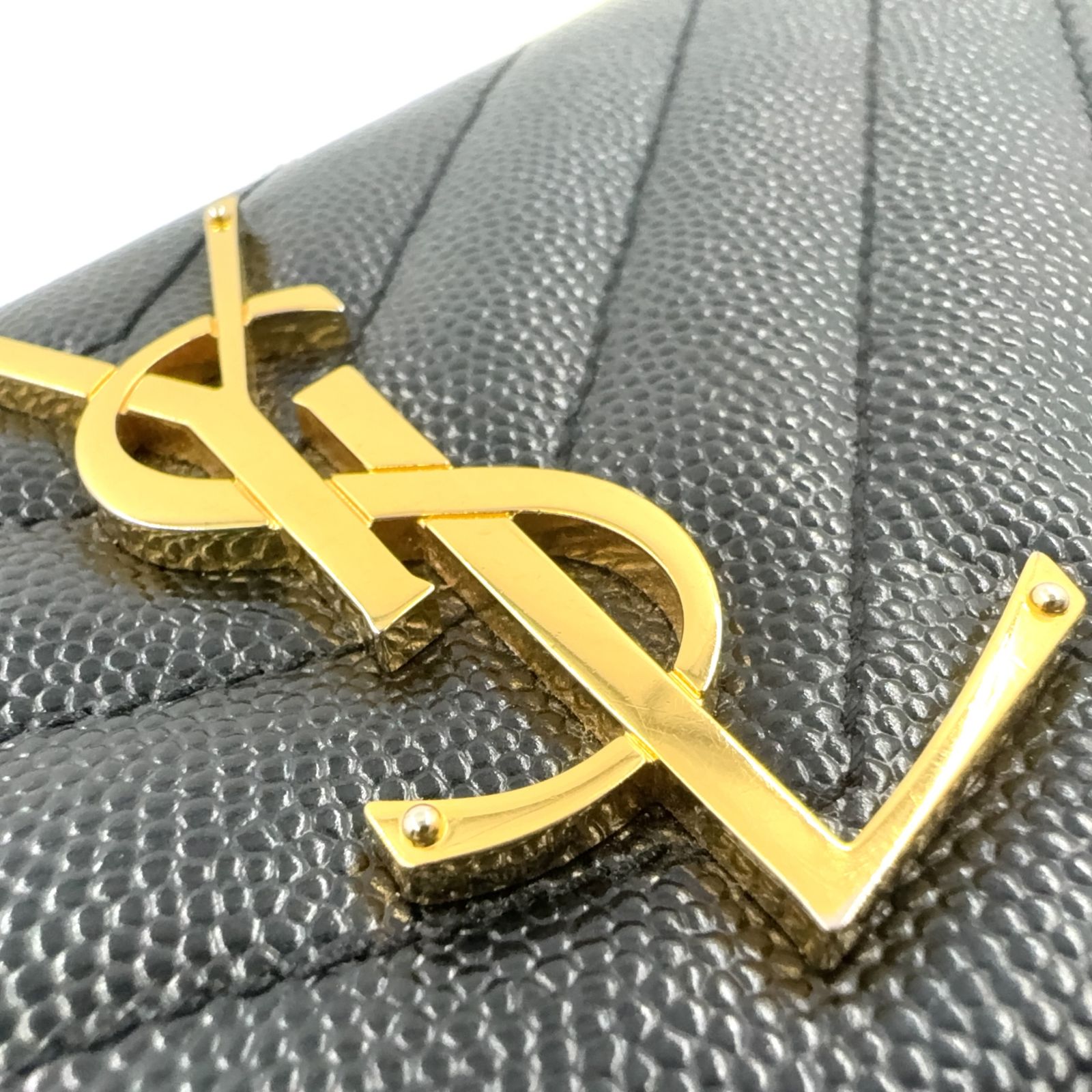 二つ折り レザー