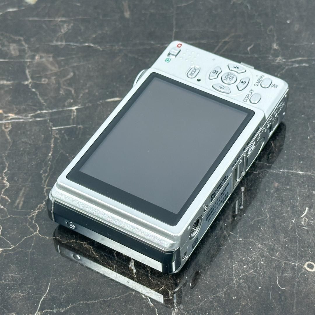 Panasonic LUMIX DMC-FS7 シルバー パナソニック ルミックス