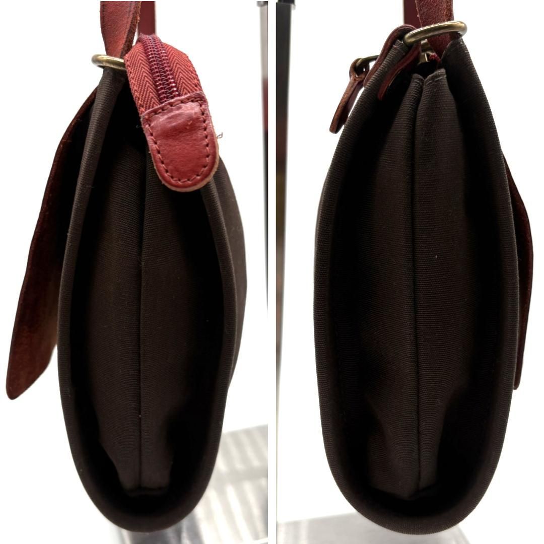 イルビゾンテ　ショルダーバッグ　メッセンジャー　レザー　ダークブラウン 良品】IL BISONTE イルビゾンテ ショルダーバッグ レザー