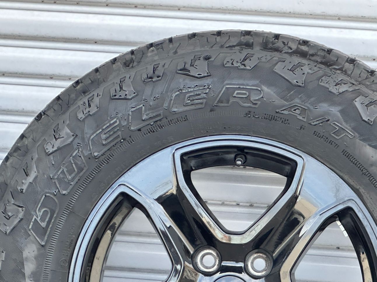 PCD127-5H スタッドレスタイヤ