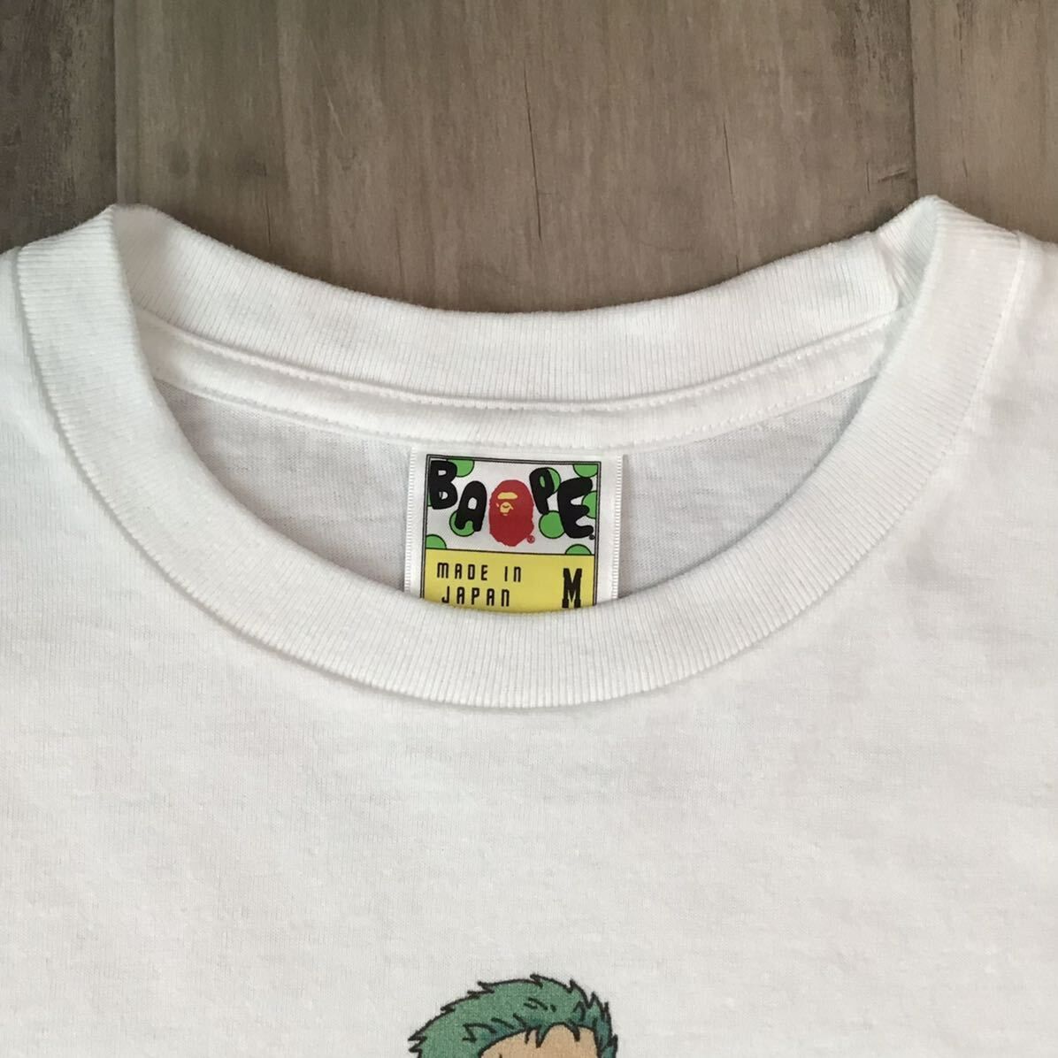 ☆美品☆ BAPE ワンピース ゾロ Tシャツ Mサイズ onepiece zoro a 