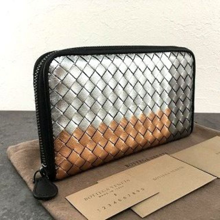 送料込み BOTTEGAVENETA ジップウォレット ラムスキン 523