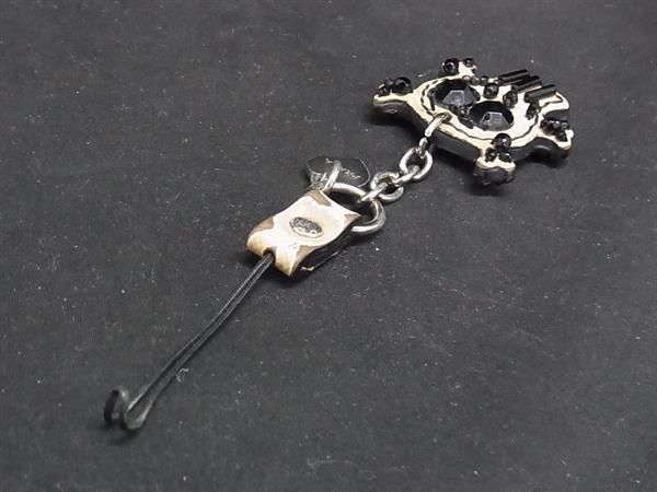 PRADA スカル キーホルダー 値下げ】中古 PRADA スカル キーホルダー