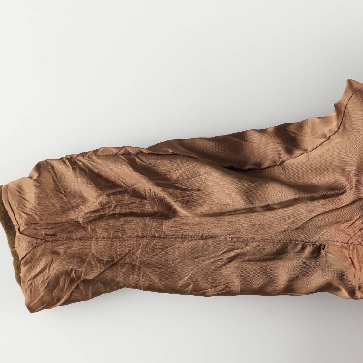 チェスターコート