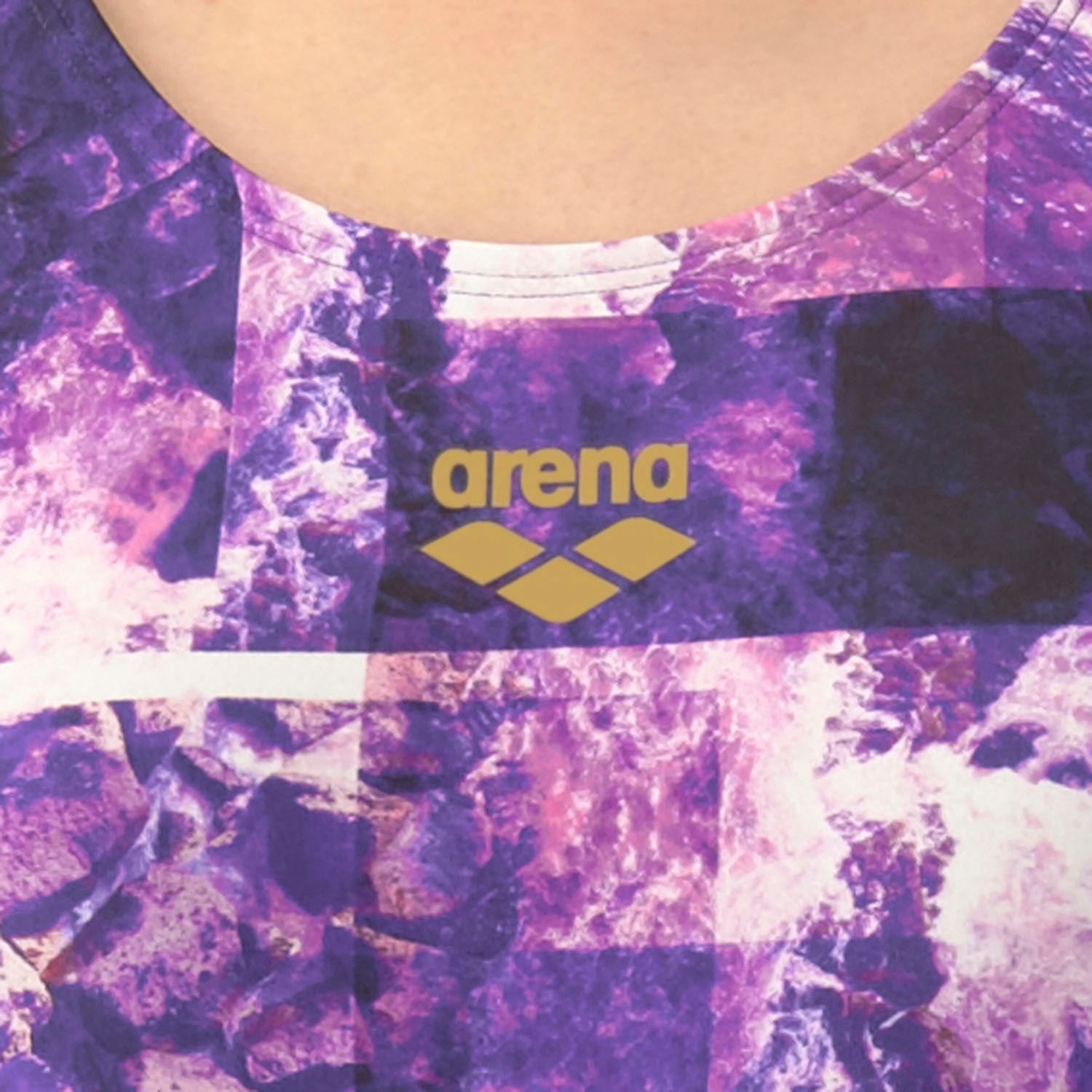 オープンバック