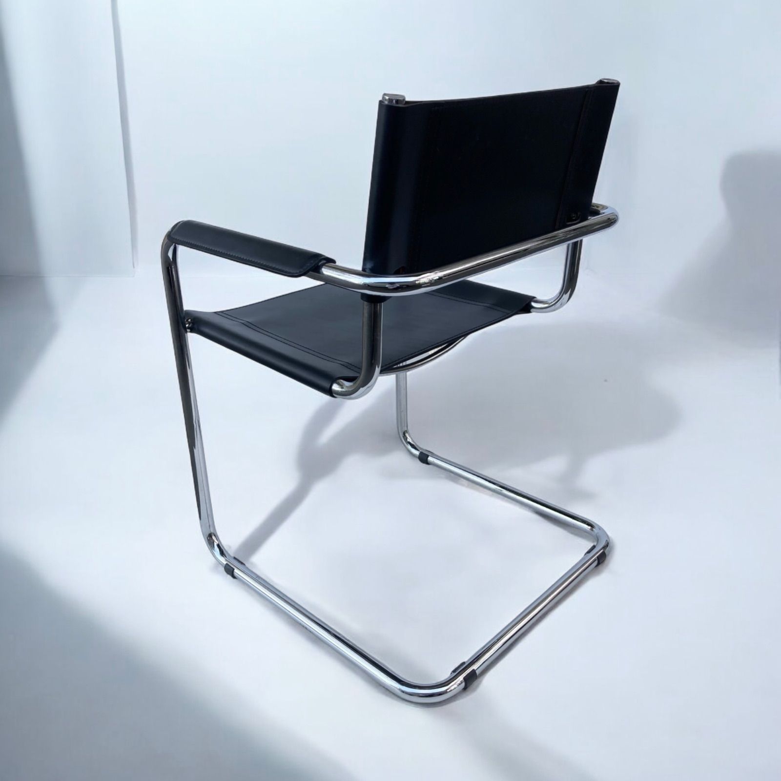 Mart Stam S34 Cantilever Chair Black マルトスタム カンティレバー チェア IDC 大塚家具 バウハウス  カンチレバー ④ - メルカリ