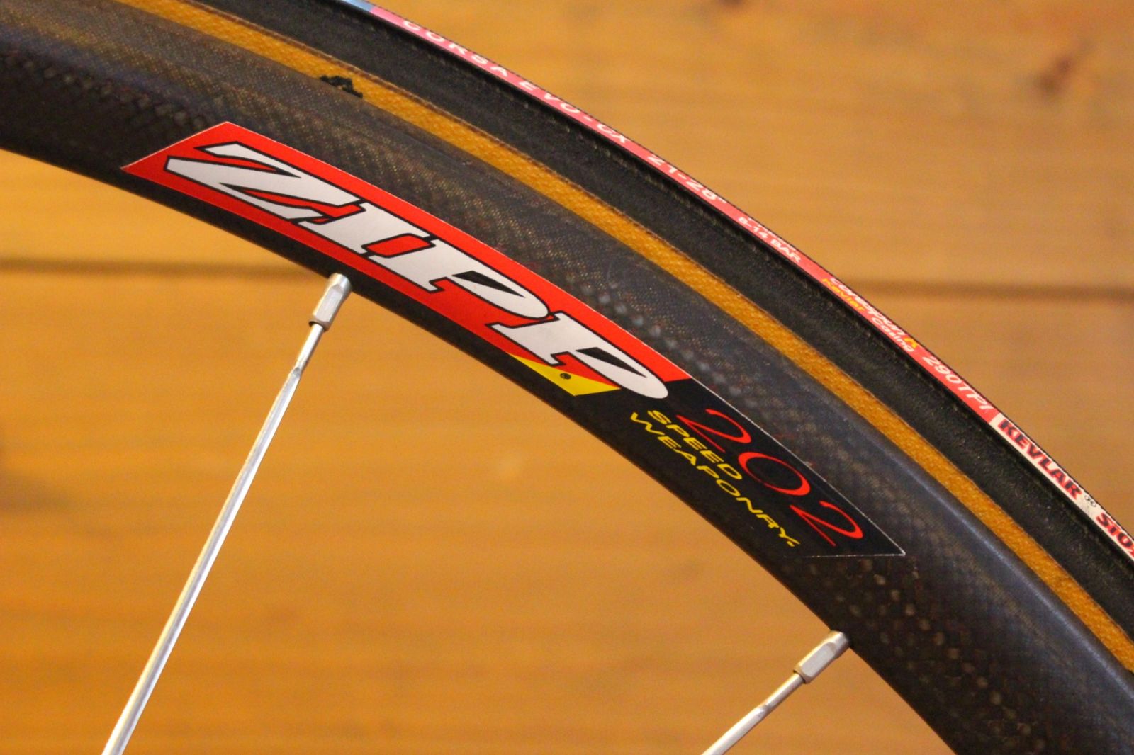 ZIPP カーボンホイール チューブラー 【公式通販】