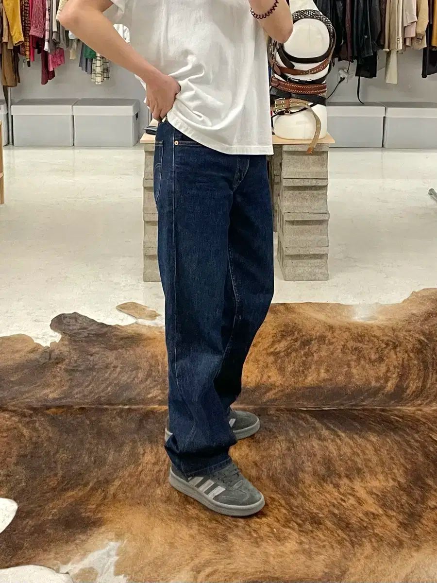 denim pants