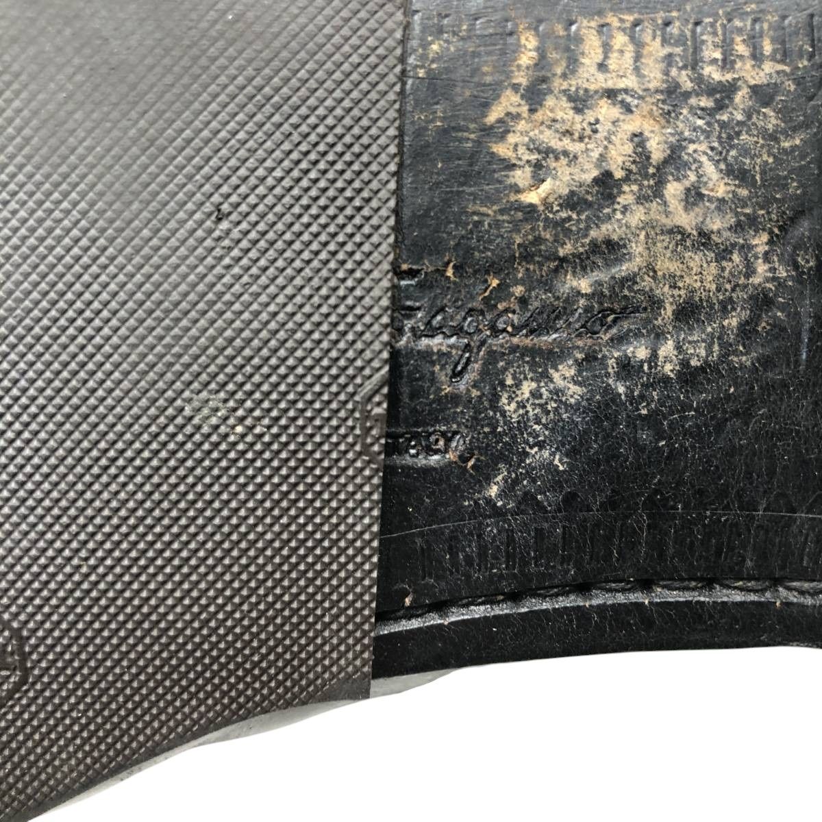 古着 フェラガモ