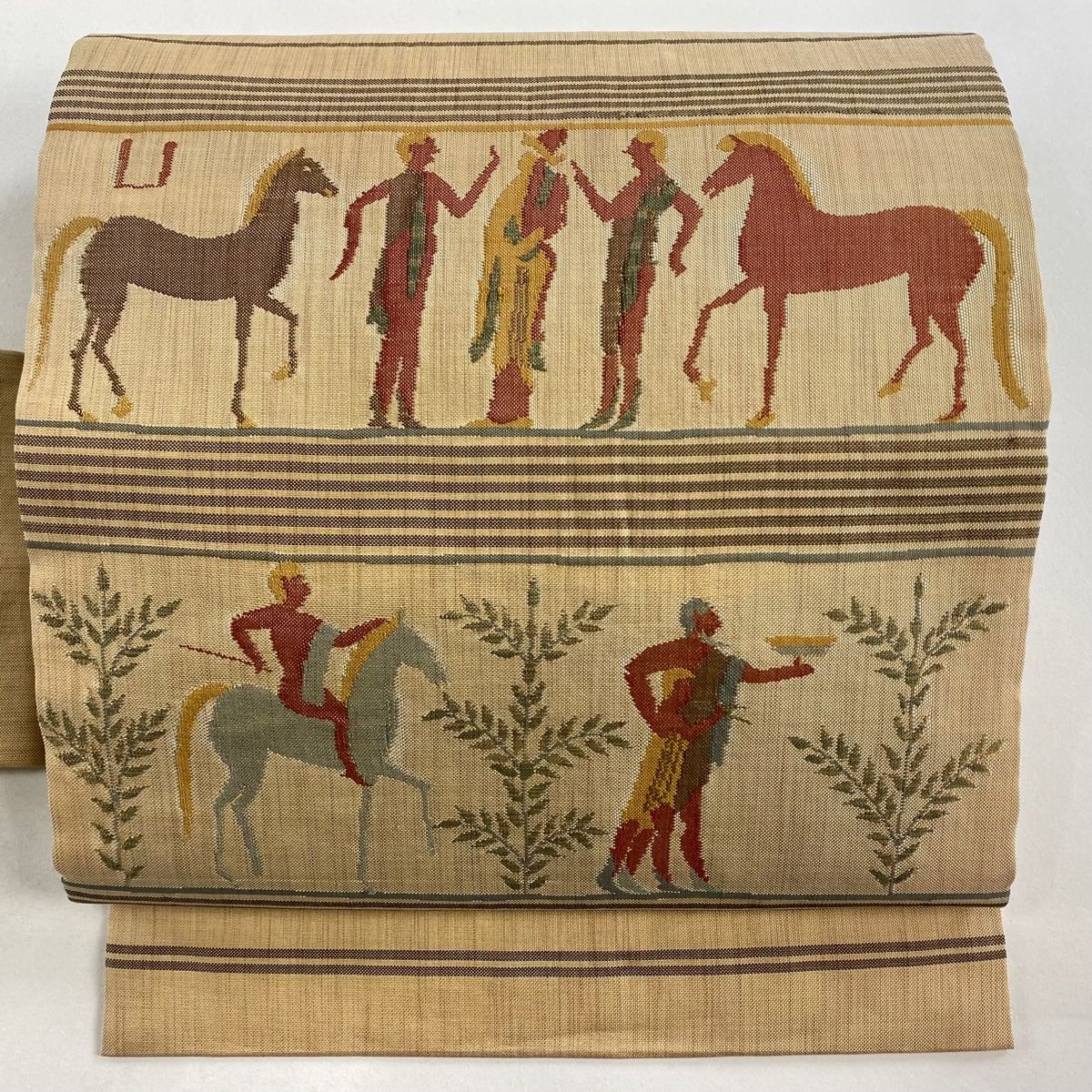 名古屋帯 秀品 紬地 人物 馬 薄茶色 正絹