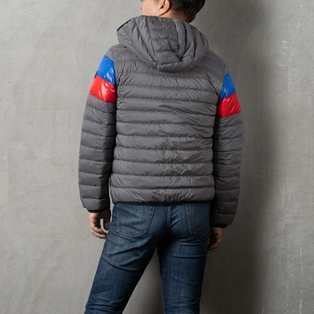 モンクレール MONCLER ダウンジャケット キッズライン ジュニア 14A XS ...