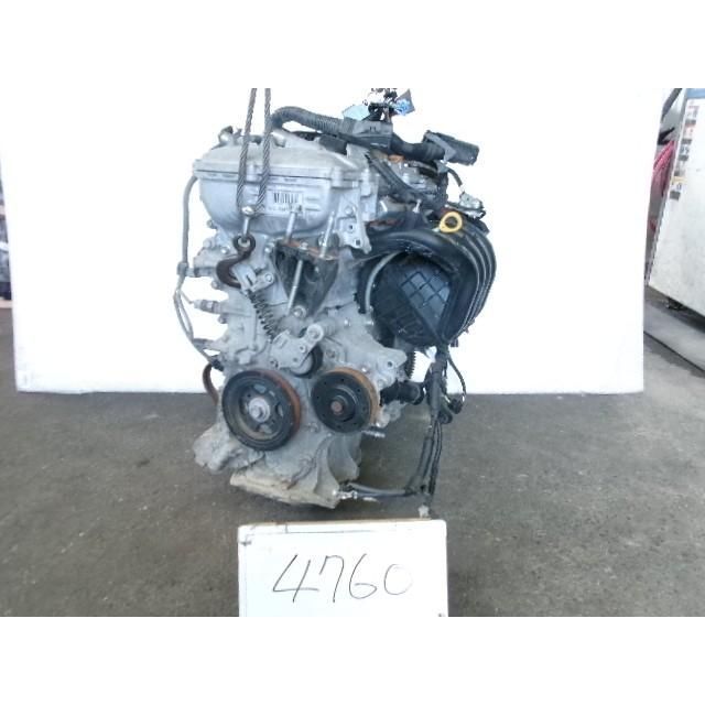 27年 ヴォクシー DBA-ZRR80W エンジン 3ZR-FAE テストOK 97627km 19000-37682 203854 4760