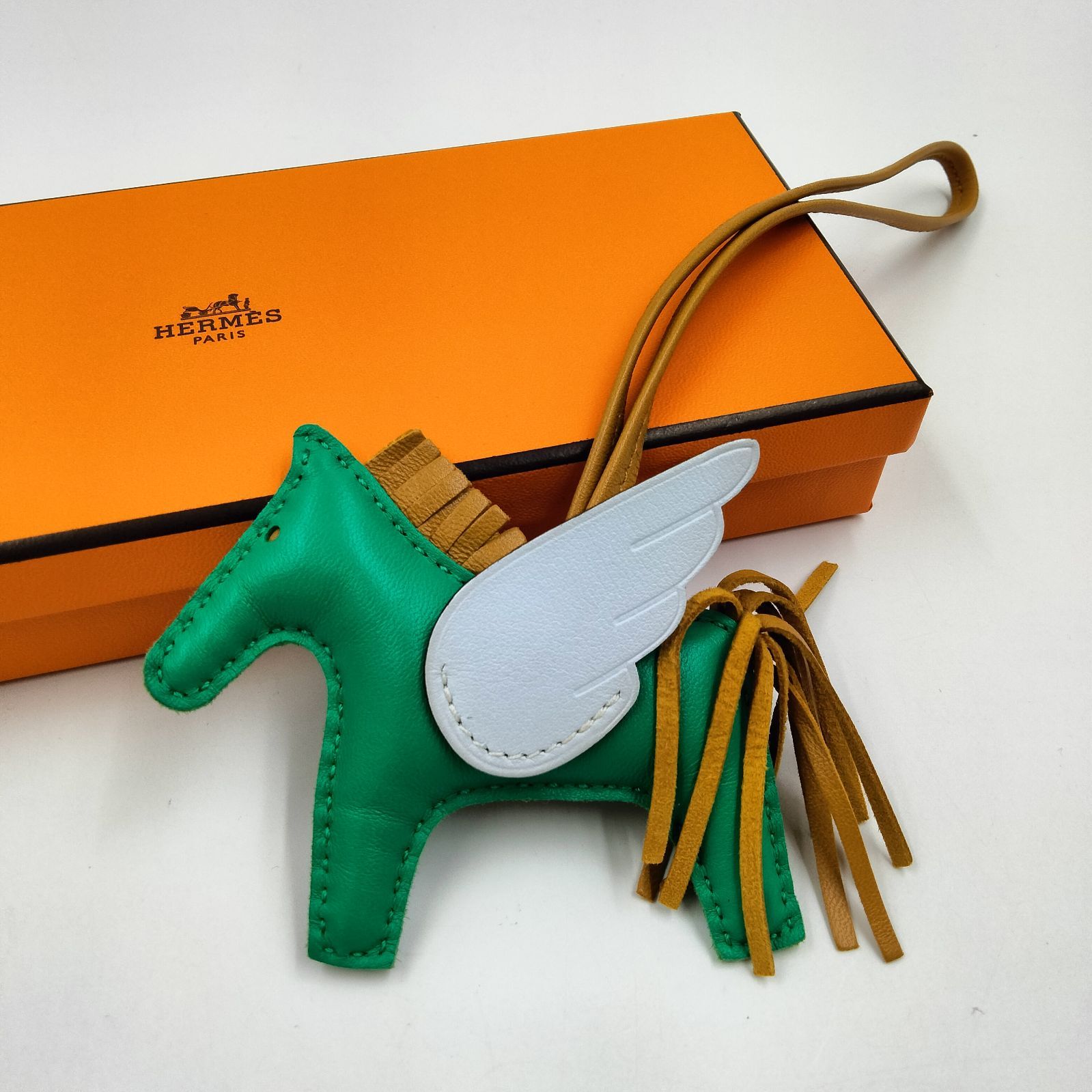 HERMES チャーム　ロデオpm z刻印 HERMES チャームロデオpm z刻印