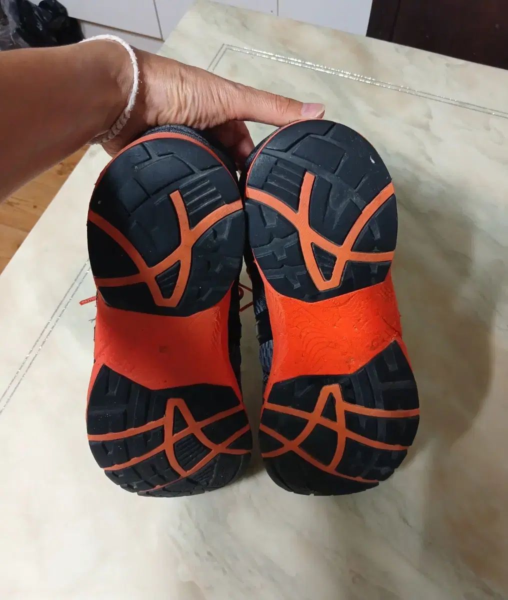 トレッキングシューズ 265