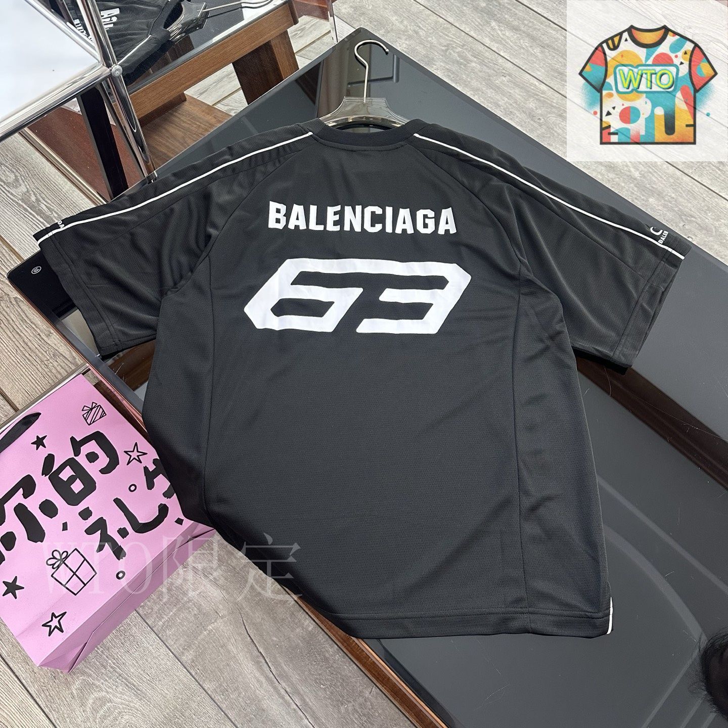 追跡【BALENCIAGA】ランボルギーニ メンズ サッカーTシャツ ホワイト の ウィメンズ Balenciaga | Automobili Lamborghini