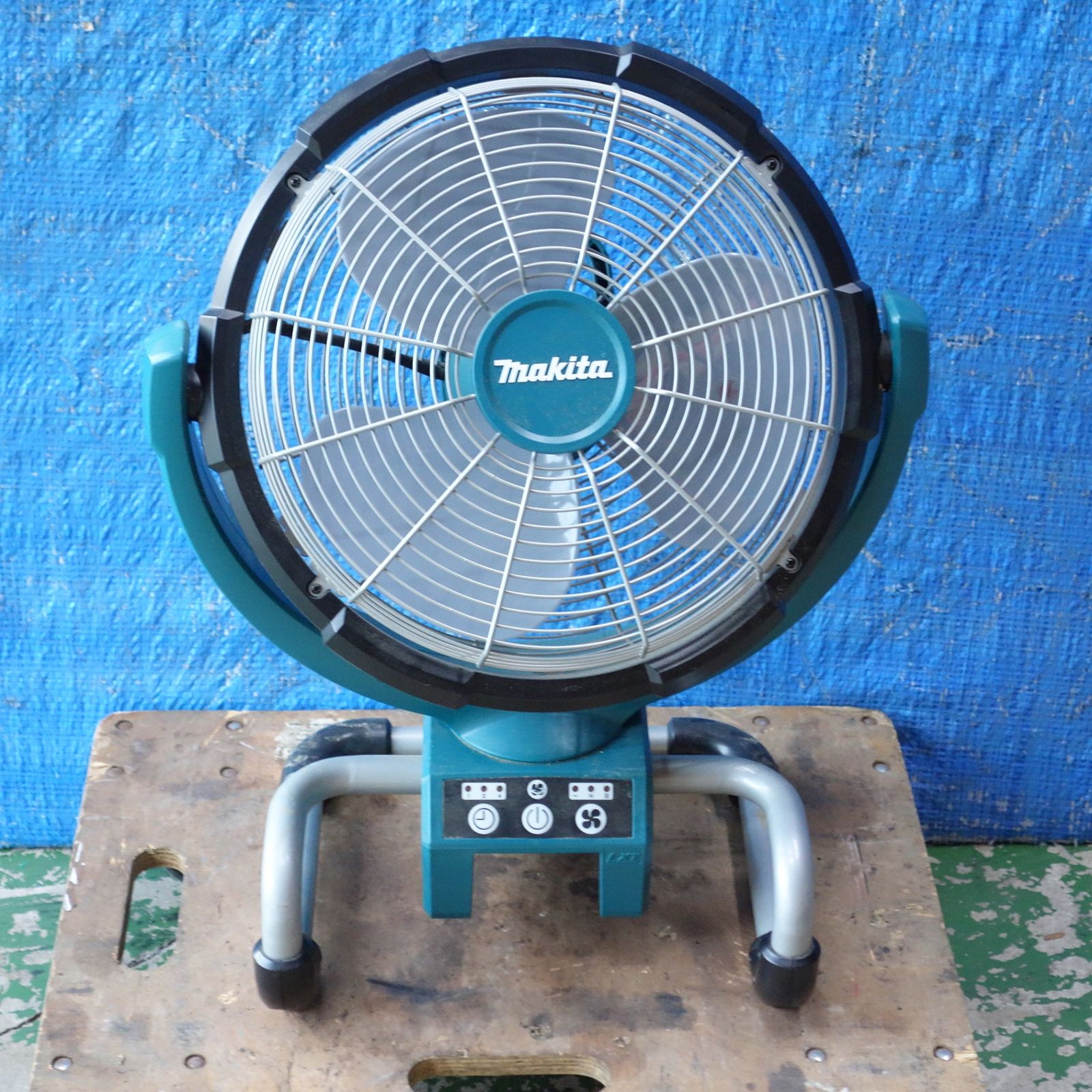 Makita CF300D 扇風機 大口径 扇風機（マキタ CF300D）