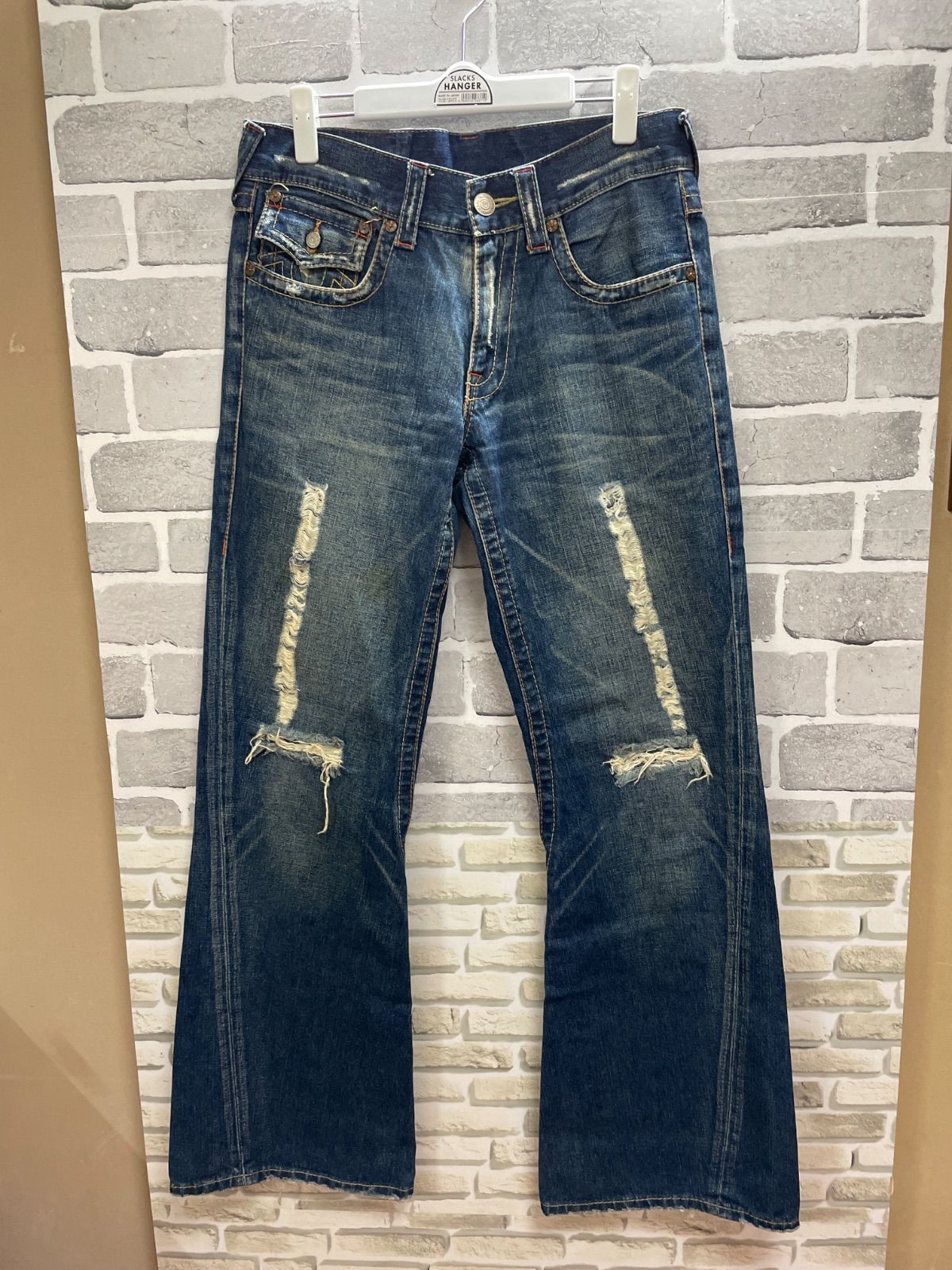 G2-91】◇ TRUE RELIGION 30サイズ ダメージ加工デニムパンツ 青色