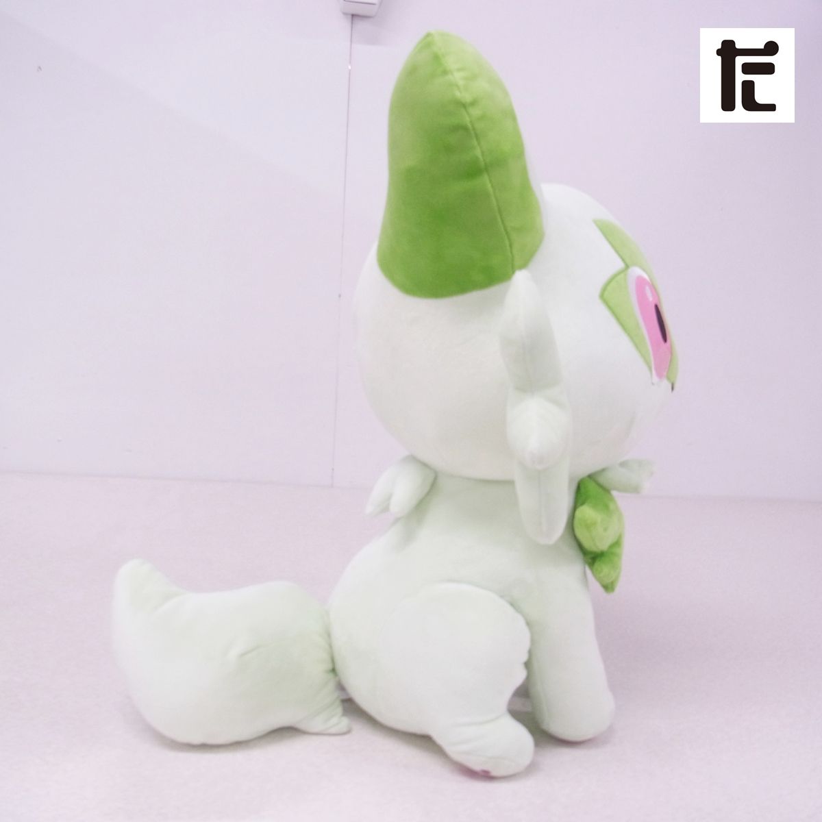 302 ☆ ≠″ャ儿のぬいぐるみ（白）② うさちゃんのぬいぐるみ 2｜ウサギがいる｜CUNE ONLINE STORE