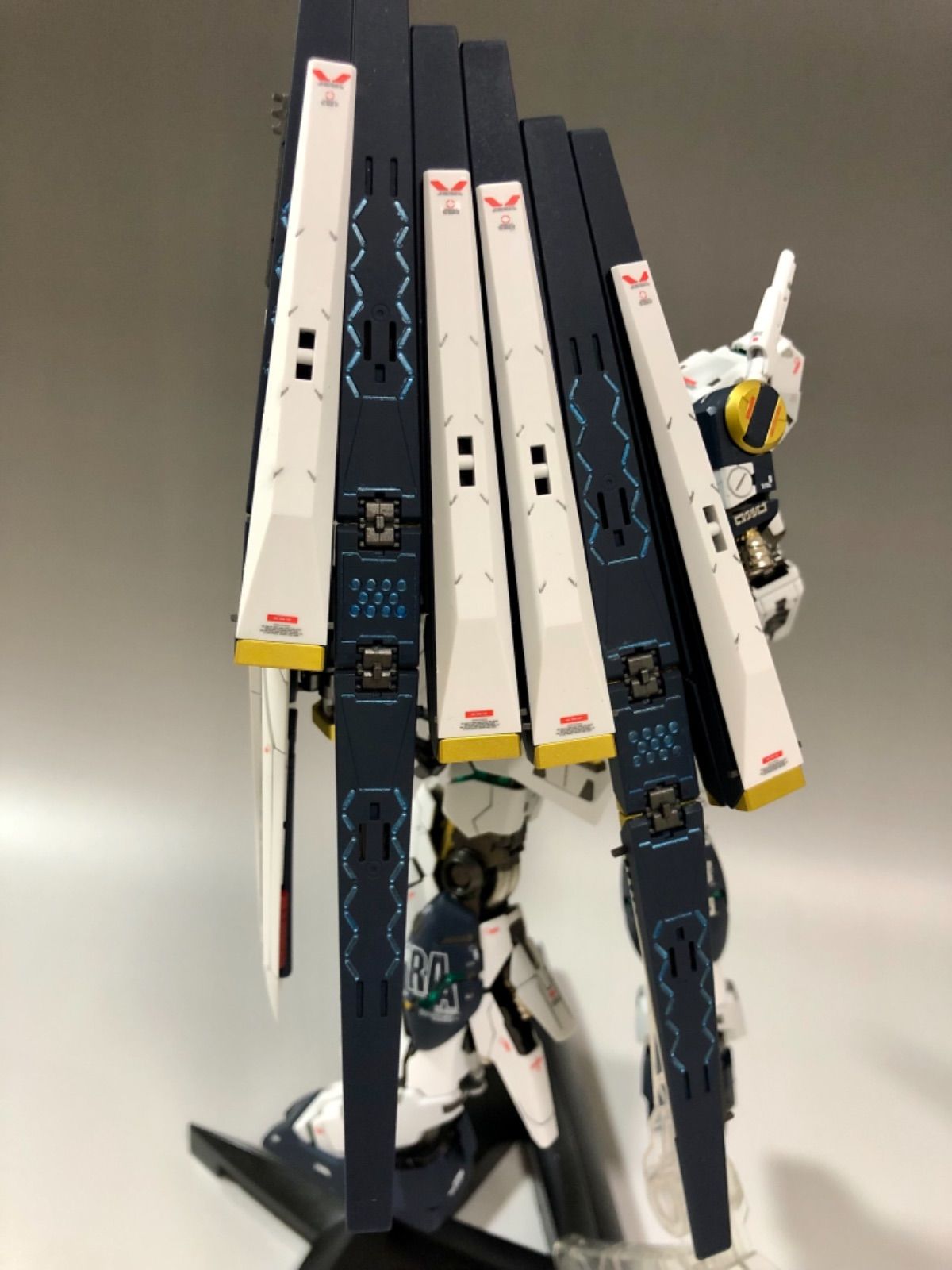 ガンプラ完成品 MGνガンダムver.ka 1/100ガンダムヴィダール