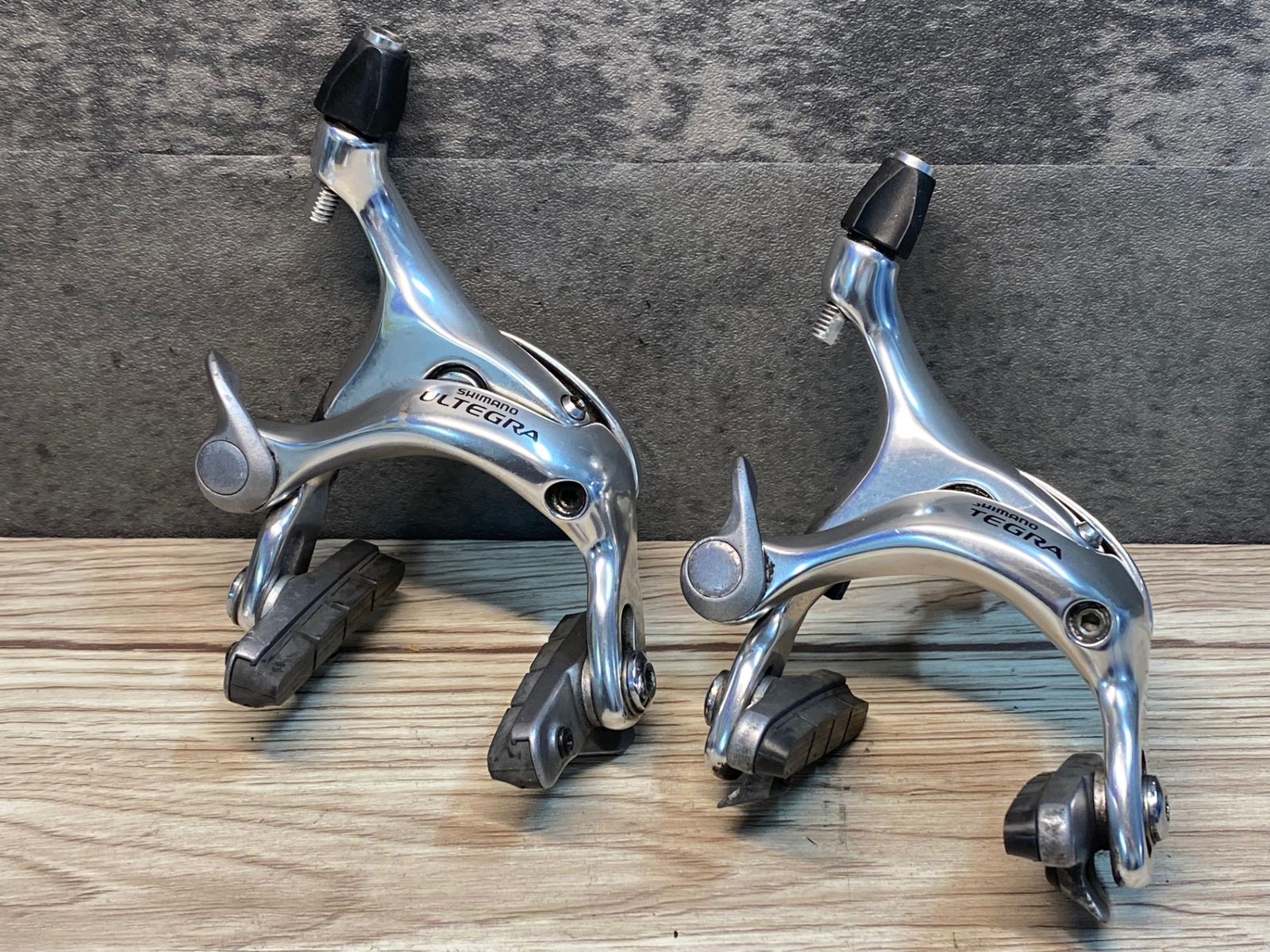 IU019 シマノ SHIMANO アルテグラ ULTEGRA BR-6600 キャリパーブレーキ 