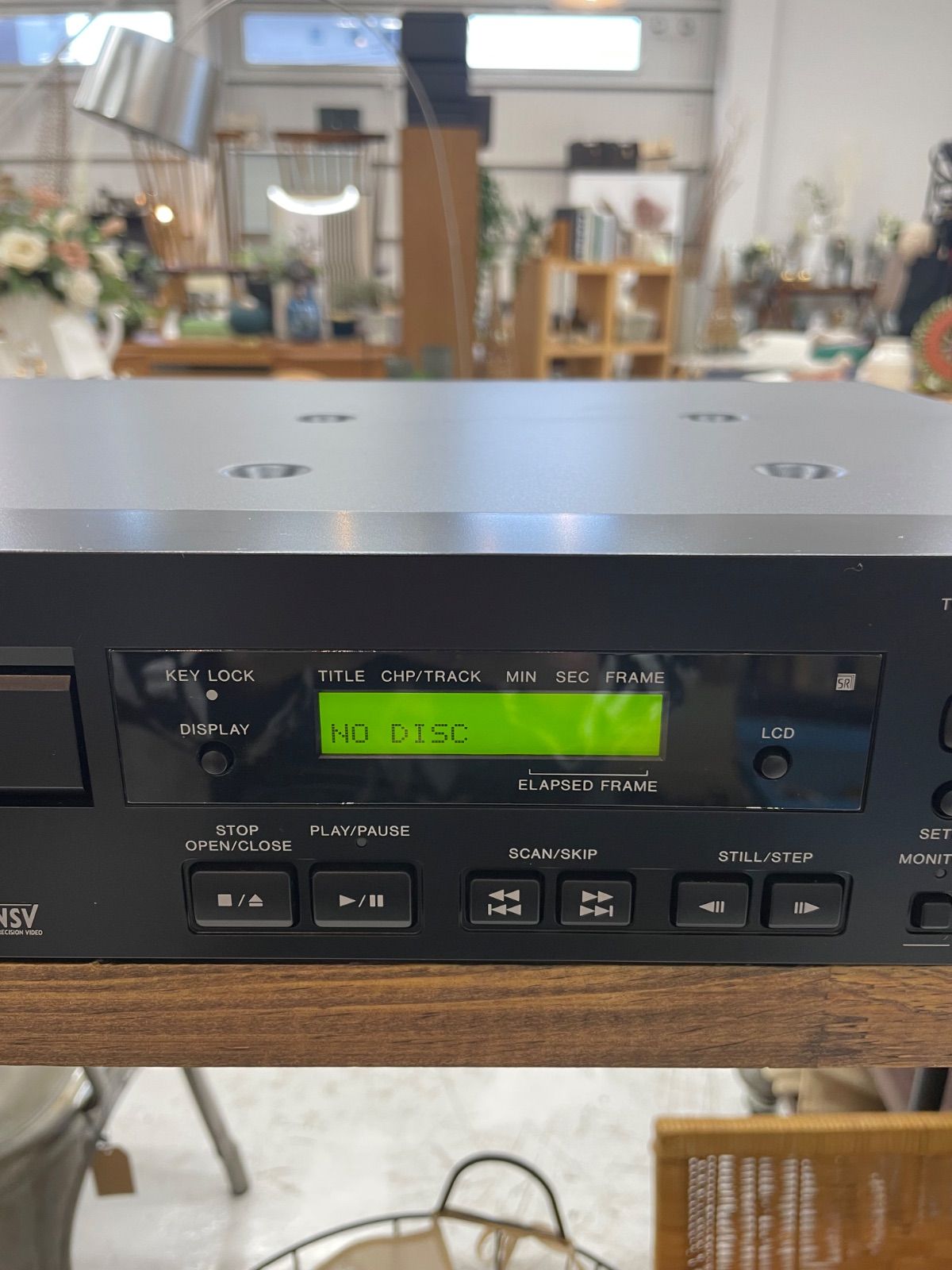 Pioneer DVD-V8000 業務用DVDプレイヤー - メルカリ