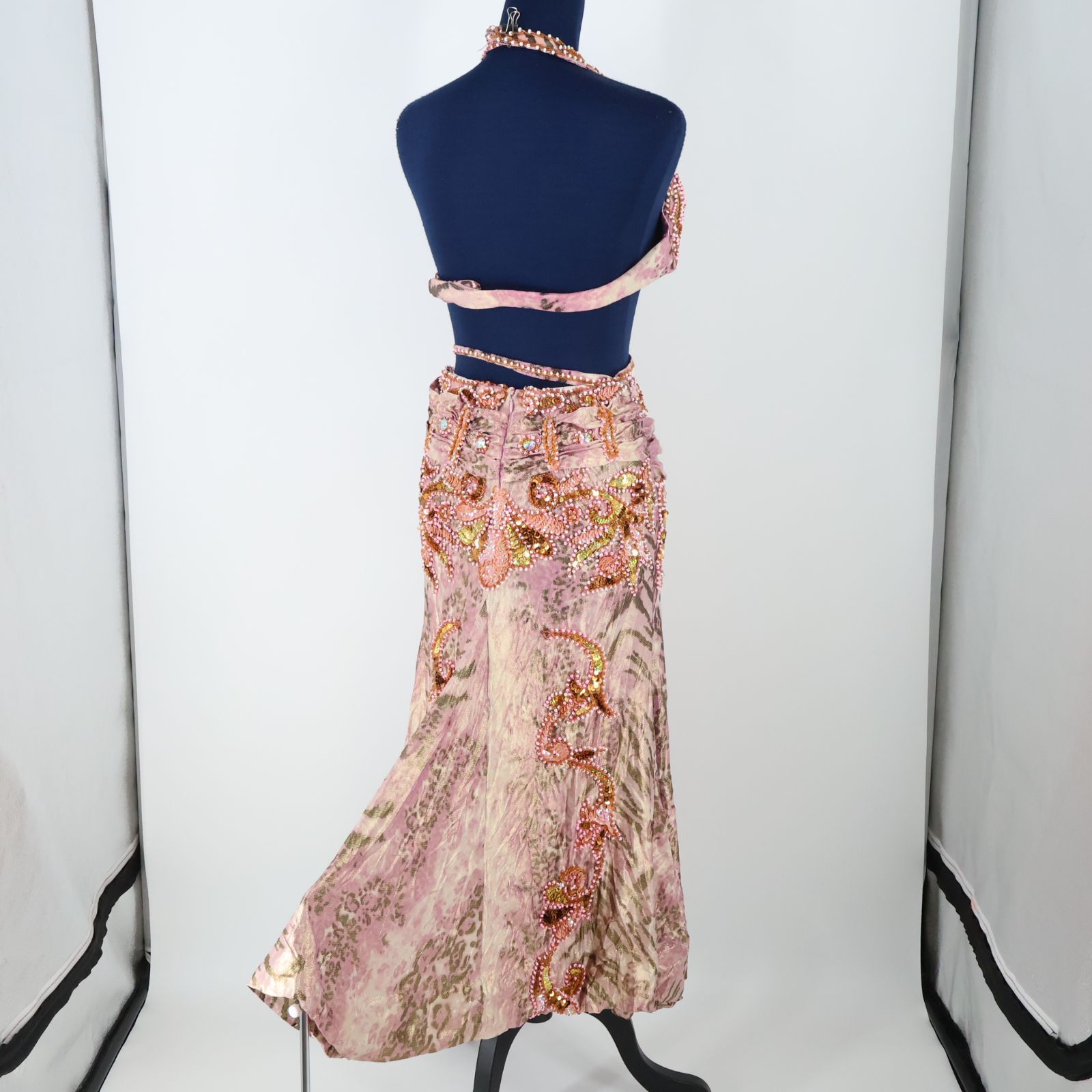 エジプト製 ベリーダンス用オリエンタル衣装】薄ピンク Queen